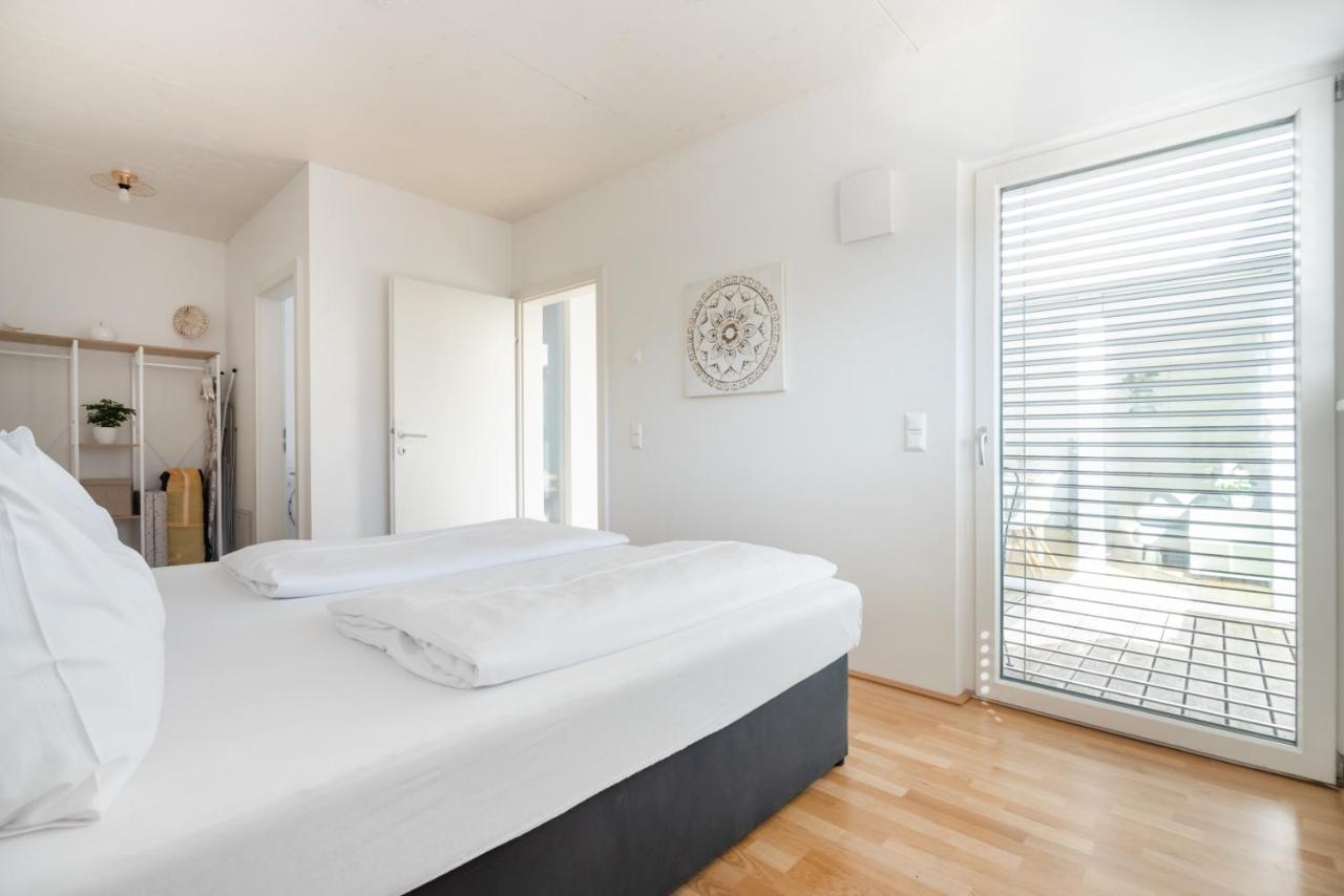 Helles, Neues Dg Apartment Mit Blick Zum Donauturm Vienna Exterior photo